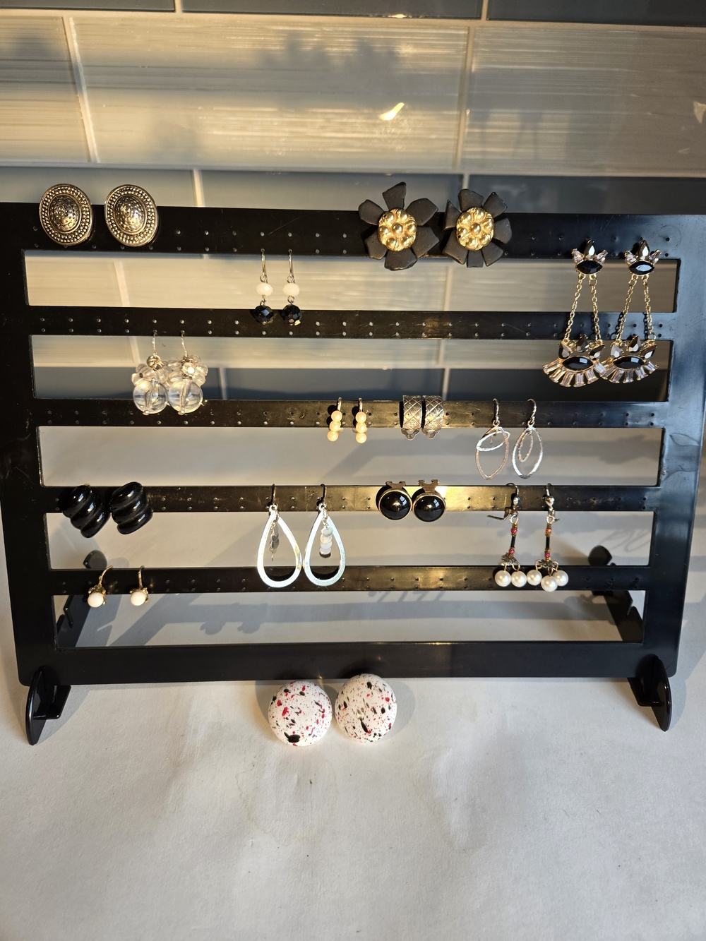 14 Pcs Pierced & Clip On Earrings